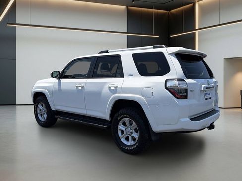 Used 2021 Toyota 4Runner SR5 AWD/4WD image 3