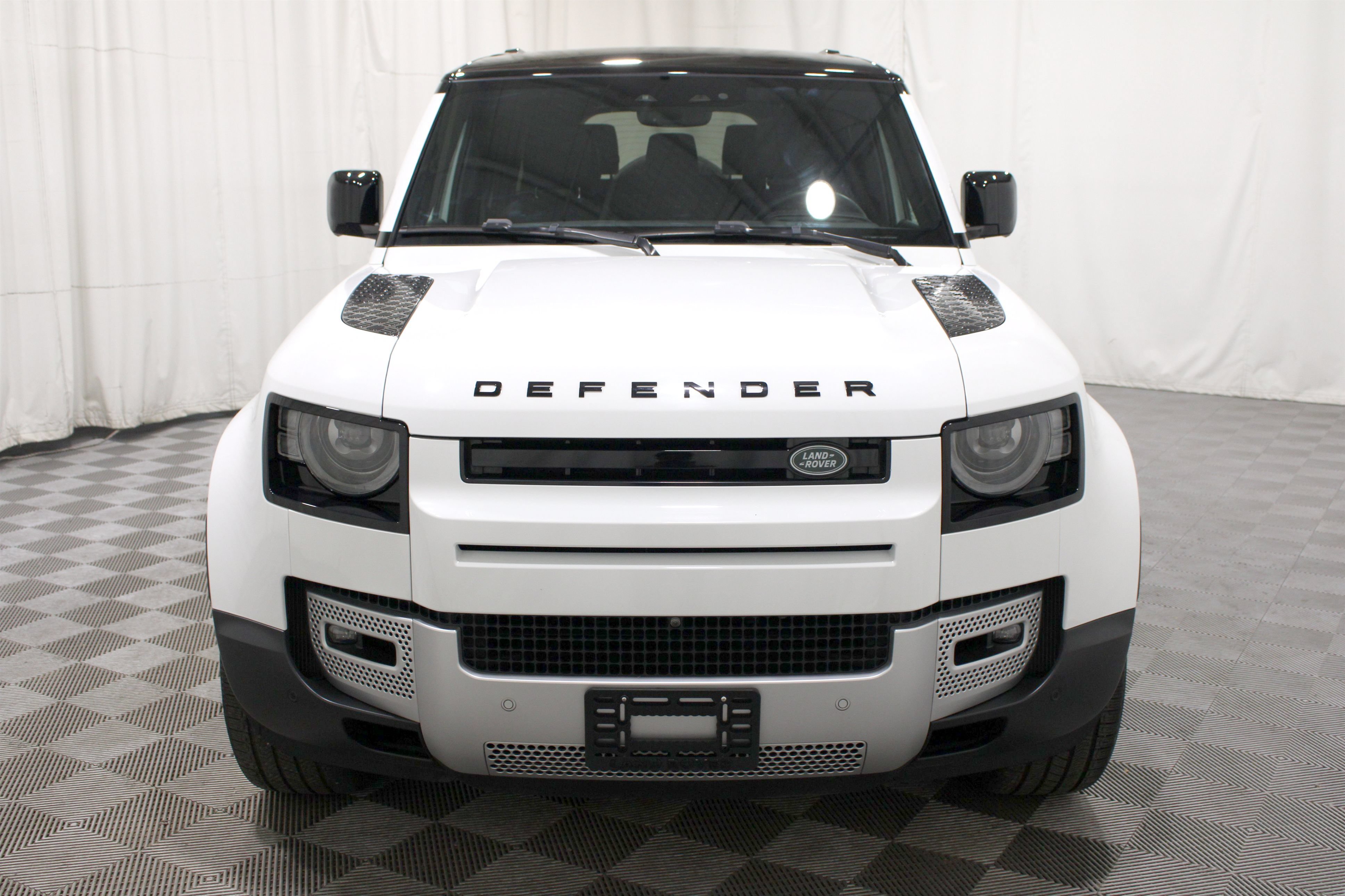 Used 2024 Land Rover Defender 130 S AWD/4WD image 33