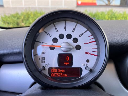 Used 2013 MINI Cooper Hardtop image 11