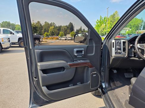 Used 2018 GMC Sierra 1500 SLT w/ SLT Premium Package AWD/4WD image 24