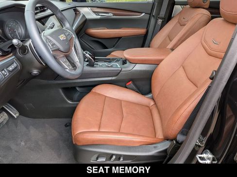 Used 2025 Cadillac XT5 Sportv w/ LPO, Red Accent Package AWD/4WD image 20