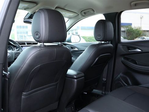 Used 2020 Buick Encore GX Preferred w/ Sport Touring Package image 12