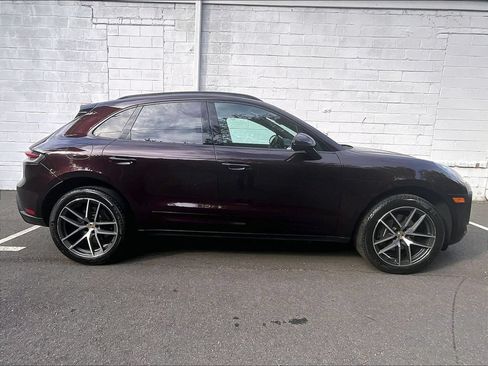 Certified 2023 Porsche Macan AWD/4WD image 6