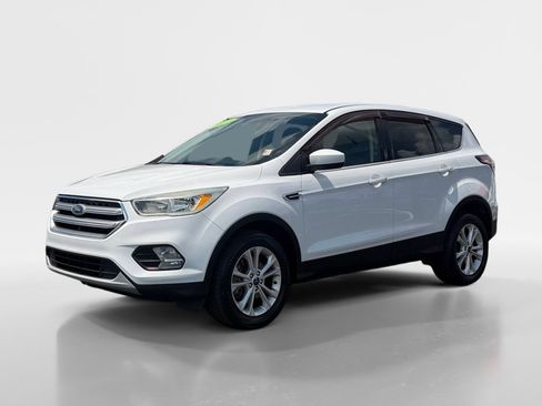Used 2017 Ford Escape SE AWD/4WD image 9