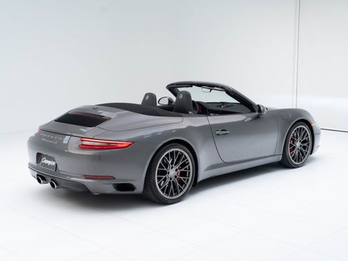 Certified 2017 Porsche 911 Carrera S image 9