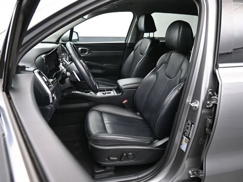 Used 2023 Kia Sorento EX AWD/4WD image 21
