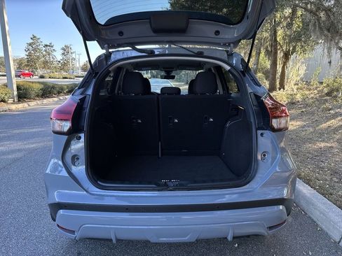 Used 2021 Nissan Kicks SV w/ Interior Electronics Package image 28