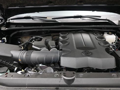 Used 2023 Toyota 4Runner Limited image 23