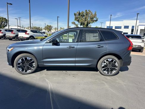 New 2026 Volvo XC60 B5 Plus w/ Climate Package image 4
