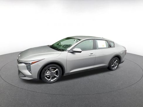Used 2025 Kia K4 FWD image 8
