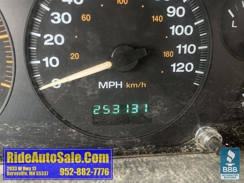 Used 2003 Jeep Grand Cherokee Laredo AWD/4WD image 17