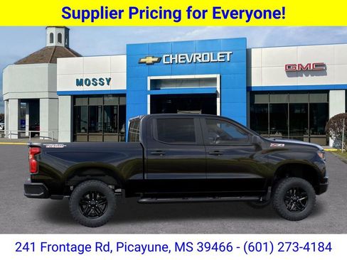 New 2026 Chevrolet Silverado 1500 Custom Trail Boss AWD/4WD image 6