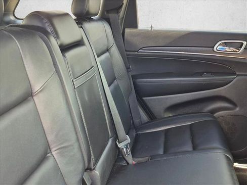 Used 2018 Jeep Grand Cherokee Limited AWD/4WD image 14