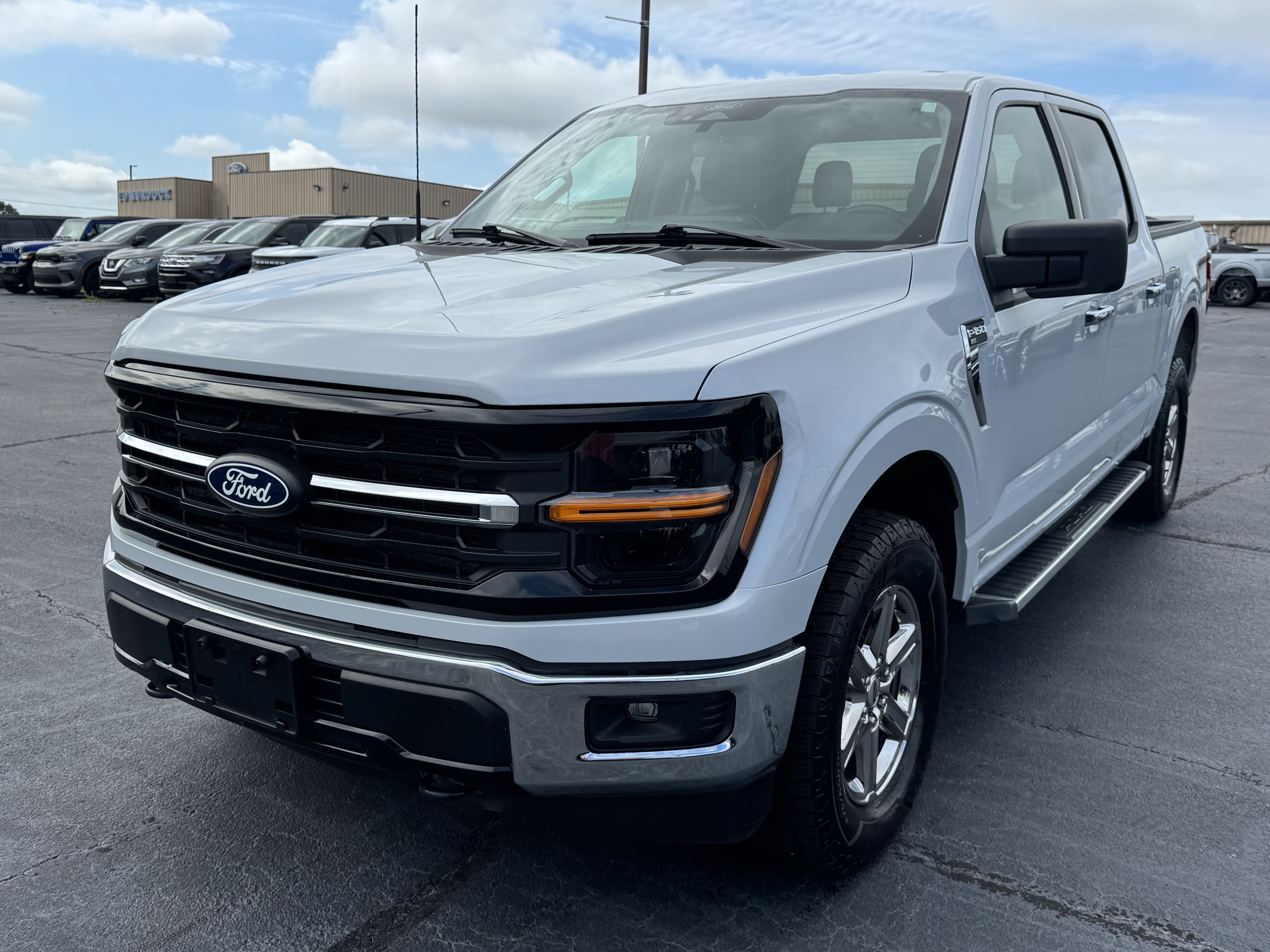 Used 2025 Ford F150 XLT w/ Equipment Group 301A Standard AWD/4WD image 2