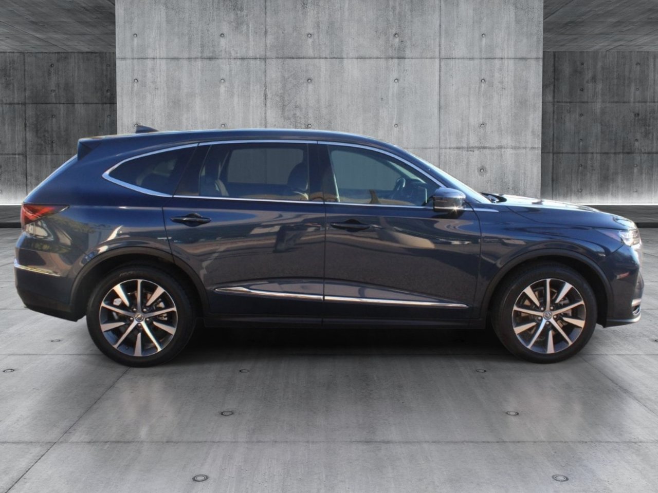Used 2025 Acura MDX w/ Technology Package AWD/4WD image 6