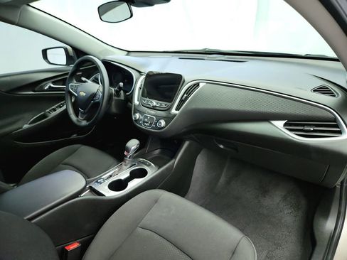 Used 2024 Chevrolet Malibu RS FWD image 25