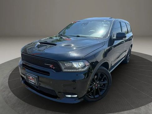Used 2018 Dodge Durango R/T w/ Technology Group AWD/4WD image 2