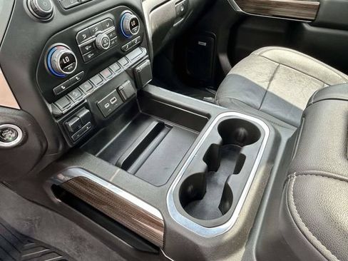 Used 2021 Chevrolet Silverado 1500 LT Trail Boss w/ Convenience Package II AWD/4WD image 21