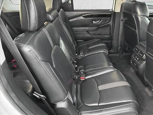 Used 2025 Honda Pilot EX-L image 20