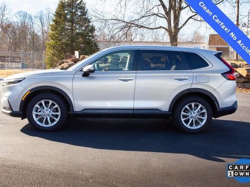 Used 2025 Honda CR-V EX-L image 2