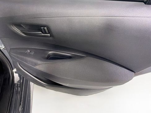 Used 2026 Toyota Corolla LE FWD image 27