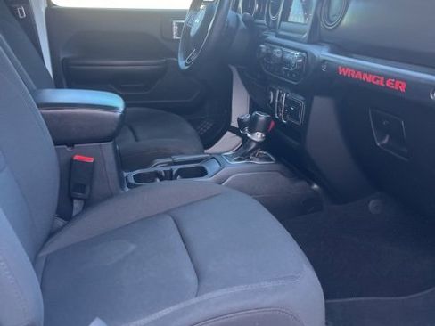 Used 2018 Jeep Wrangler Unlimited Sport S image 10