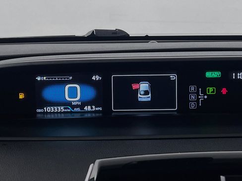 Used 2022 Toyota Prius L Eco image 22