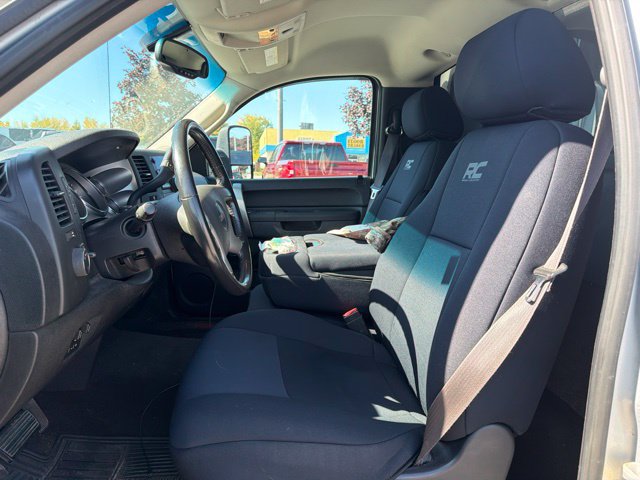 Used 2013 GMC Sierra 2500 SLE w/ SLE Preferred Package AWD/4WD image 9