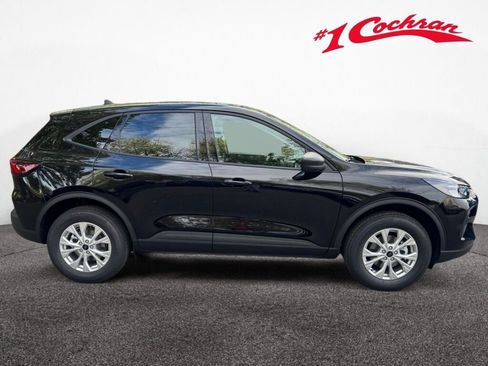 New 2026 Ford Escape Active w/ Cold Weather Package image 8