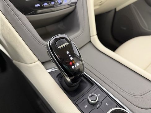 Used 2022 Cadillac XT5 Premium Luxury w/ LPO, Floor Liner Package image 22