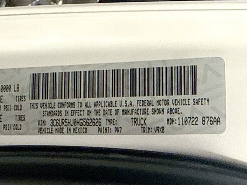 Used 2017 RAM 2500 Tradesman w/ Chrome Appearance Group image 12