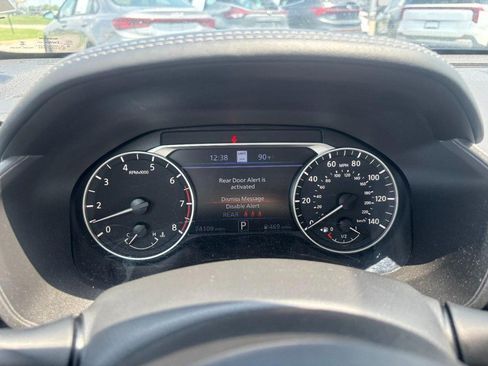 Used 2023 Nissan Altima 2.5 SL FWD image 18