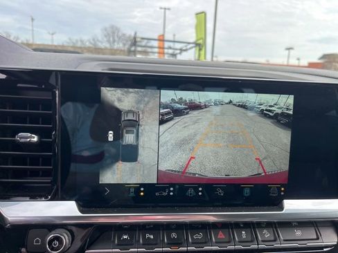 Used 2022 Chevrolet Silverado 1500 LTZ w/ LTZ Convenience Package II image 22