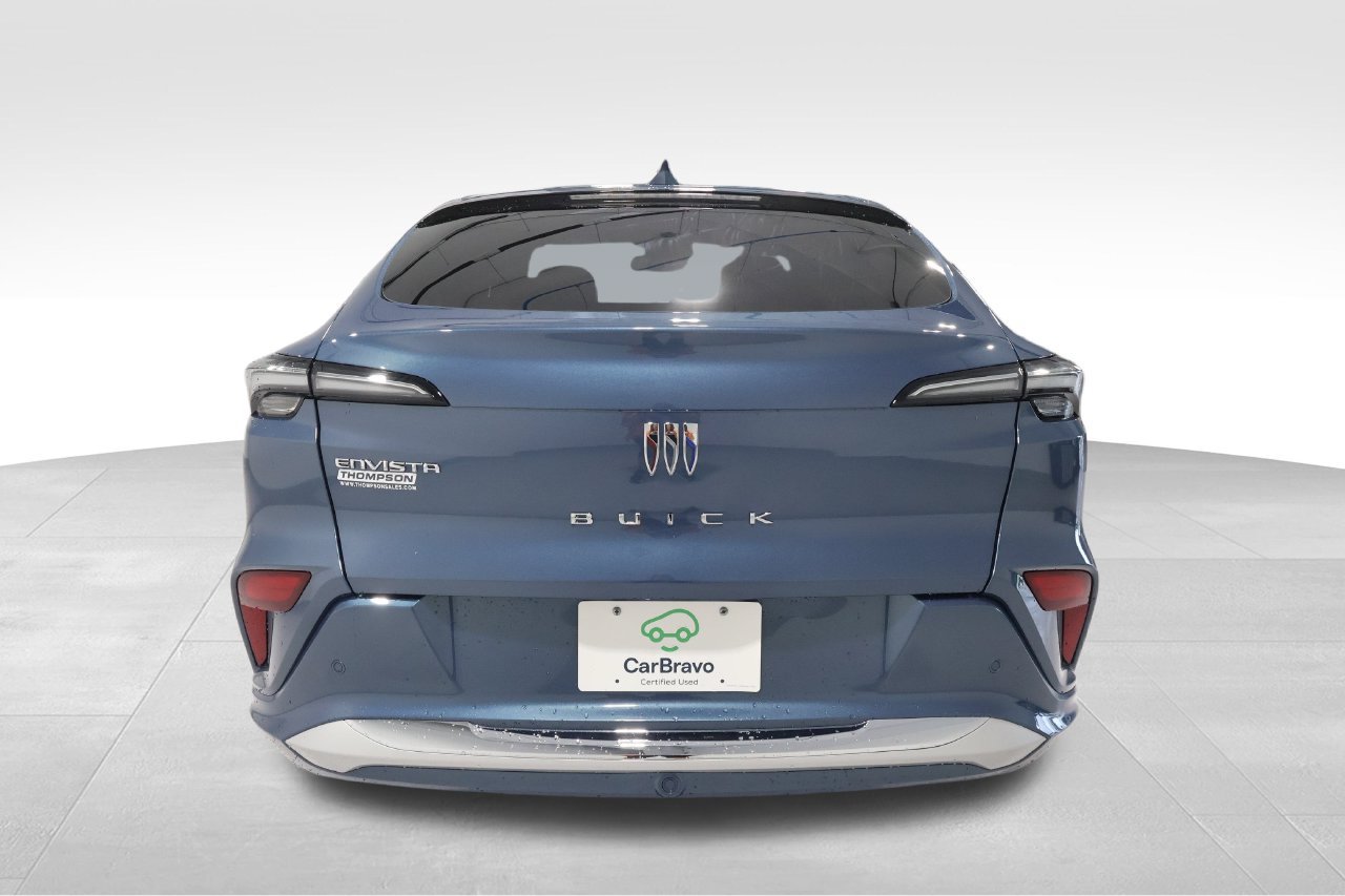 Used 2026 Buick Envista Avenir FWD image 3