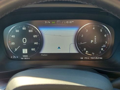 Used 2022 Volvo XC40 T4 Inscription w/ Protection Package image 25