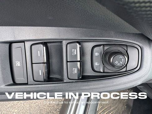 Used 2024 Subaru Crosstrek 2.0i Premium image 12