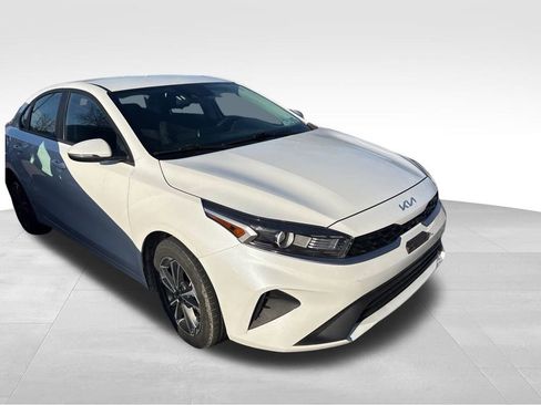 Certified 2023 Kia Forte LXS w/ LXS Technology Package image 10