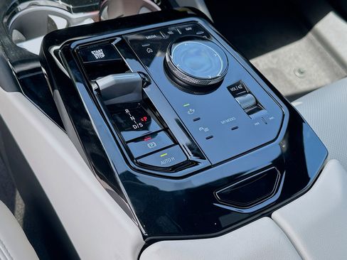 New 2027 BMW 530i RWD image 14