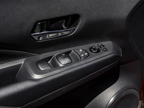 New 2024 Nissan Kicks SV w/ Exterior Package image 7