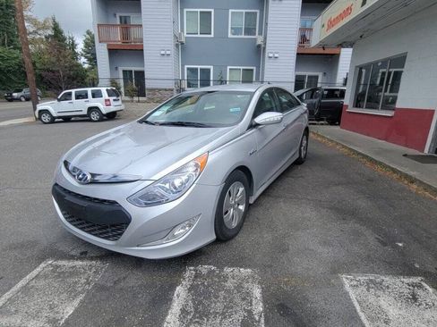 Used 2015 Hyundai Sonata Hybrid FWD image 7