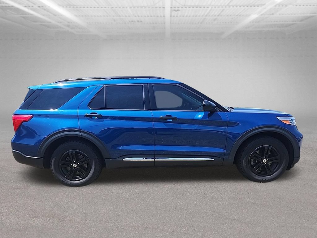 Used 2023 Ford Explorer XLT RWD image 32