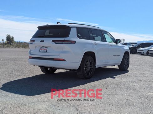 New 2026 Jeep Grand Cherokee L Limited AWD/4WD image 5