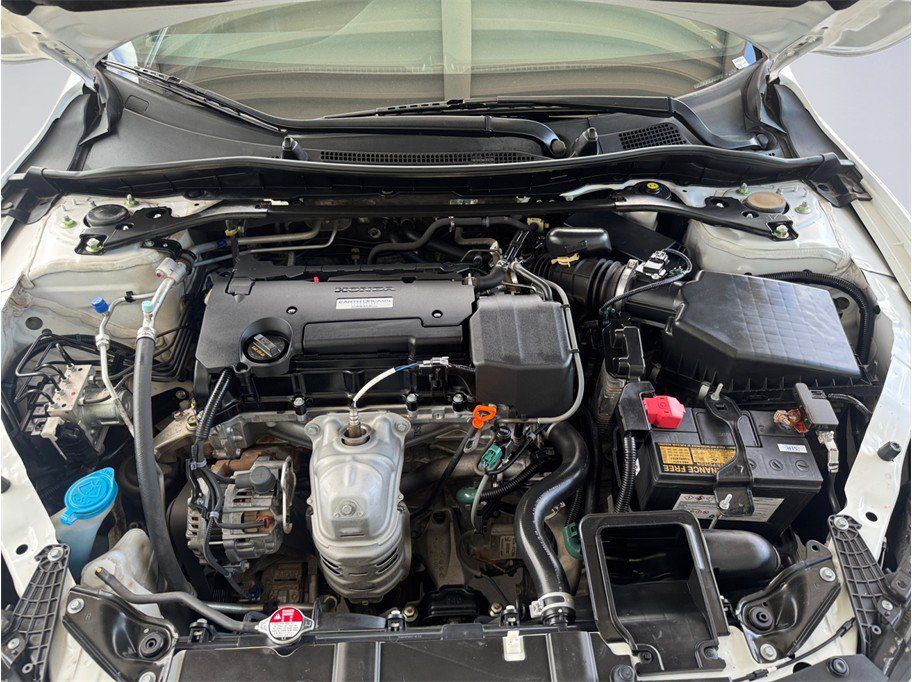 Used 2016 Honda Accord Sport image 8