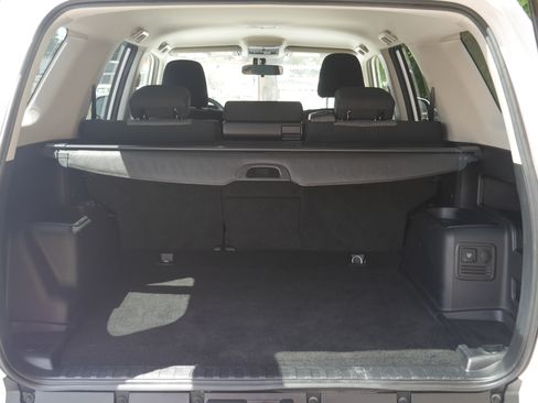 Used 2016 Toyota 4Runner SR5 AWD/4WD image 19