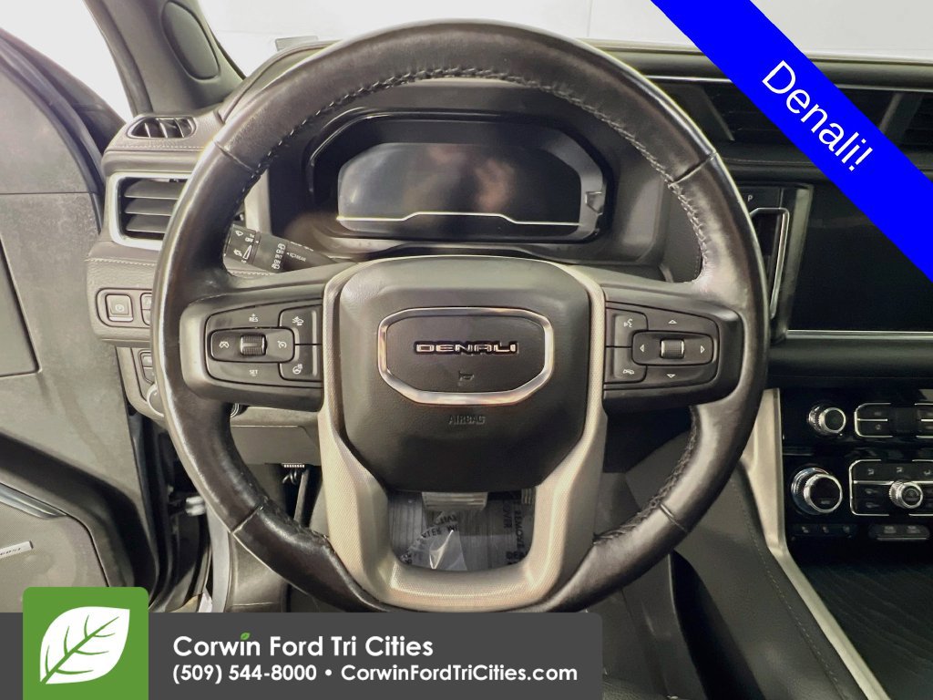 Used 2022 GMC Yukon XL Denali AWD/4WD image 7