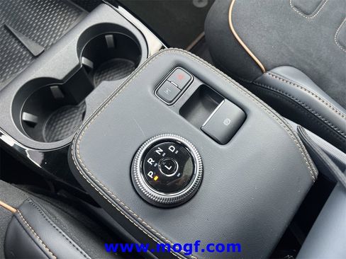 Certified 2022 Ford Mustang Mach-E GT image 10