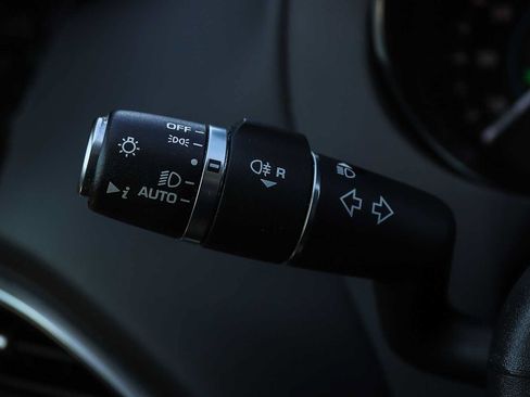 Used 2020 Jaguar F-PACE Premium AWD/4WD image 29