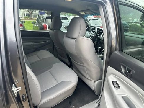 Used 2013 Toyota Tacoma 4x4 Double Cab w/ TRD Off-Road Pkg image 16