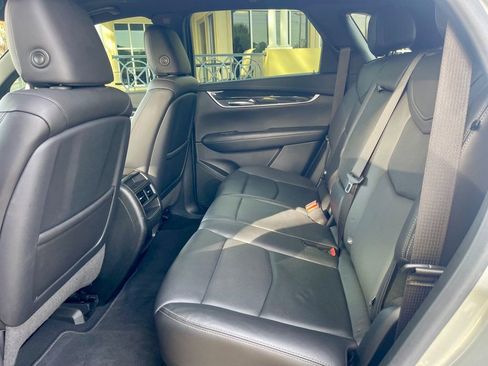 Used 2020 Cadillac XT5 Premium Luxury image 12