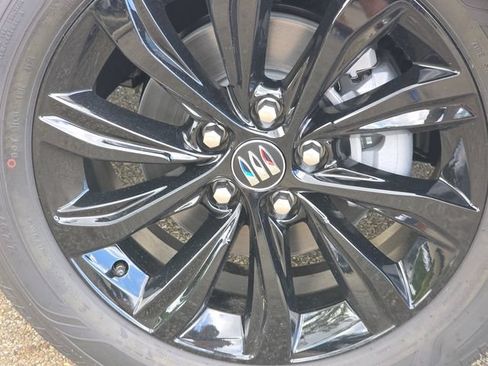 New 2026 Buick Envista Sport Touring w/ Convenience I Package FWD image 9